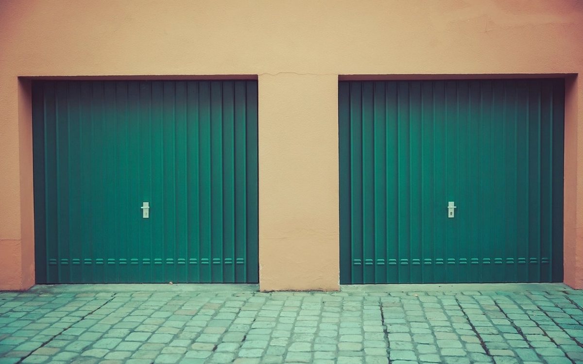 Garage Door Repair in Bayside Manor